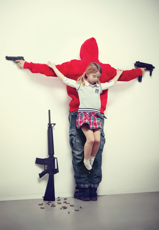 'US Gun ciolence against children', Artwork by Erik Ravelo